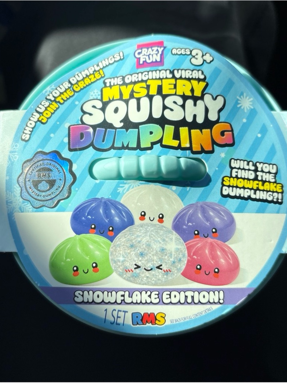 Mystery Squishy Dumpling - Snowflake Edition (Blue/Green/Purple/Pink/White)
